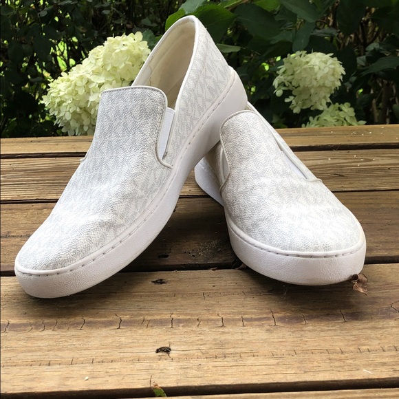 Michael Kors Keaton White Slip On Sneakers-9.5 - Picture 1 of 6